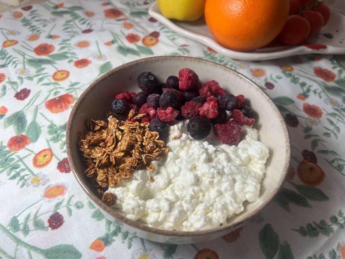 Mit egyél két étkezés között? 40+ egészséges kisétkezés ötlet a mindennapokra